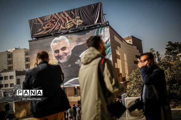 رونمایی از دیوار نگاره سردار شهید قاسم سلیمانی