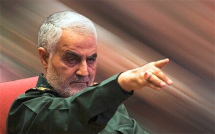 حاج قاسم گفت آقای مسئول برود ردیف آخر بنشیند!