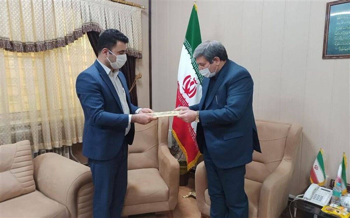 امضای تفاهم نامه خرید 126 دستگاه تبلت برای دانش آموزان با نیازهای ویژه استان