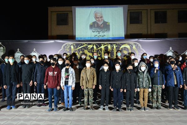 حرکت کاروان خودرویی در خیابان های بیرجند