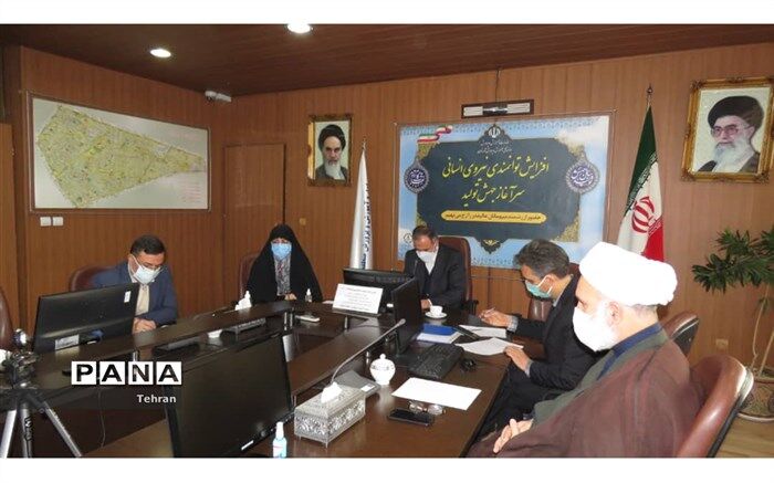 حضور همگانی مردم در پای صندوق‌های رأی، نشانگر عزم و اراده آنها جهت تجلی استقلال و پایبندی به آرمان های انقلاب است