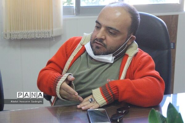 تجلیل از داوران سی و هشتمین دوره مسابقات فرهنگی هنری آموزش و پرورش استان بوشهر