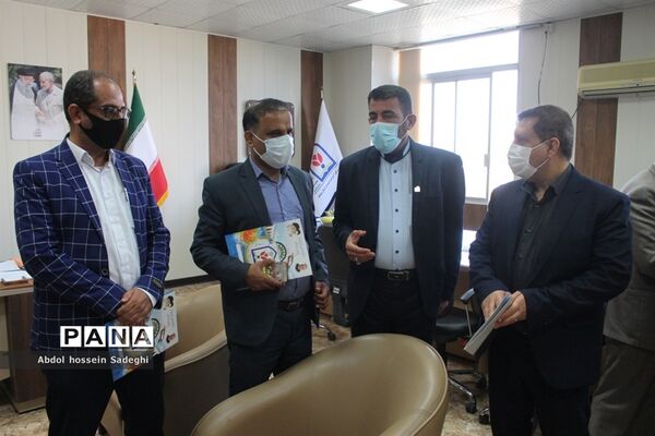 تجلیل از داوران سی و هشتمین دوره مسابقات فرهنگی هنری آموزش و پرورش استان بوشهر
