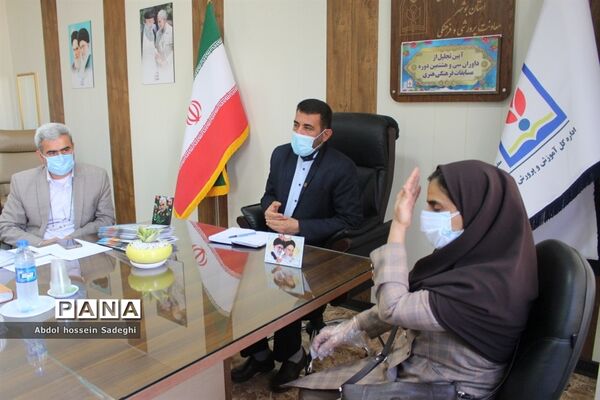 تجلیل از داوران سی و هشتمین دوره مسابقات فرهنگی هنری آموزش و پرورش استان بوشهر