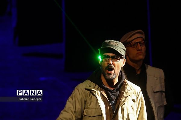 مستند نمایش «سرباز»