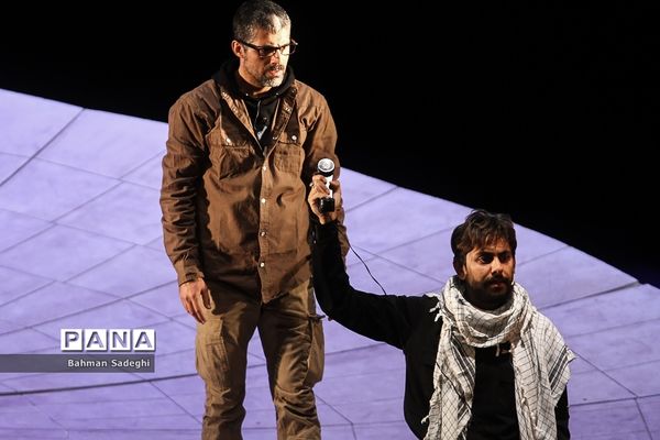 مستند نمایش «سرباز»