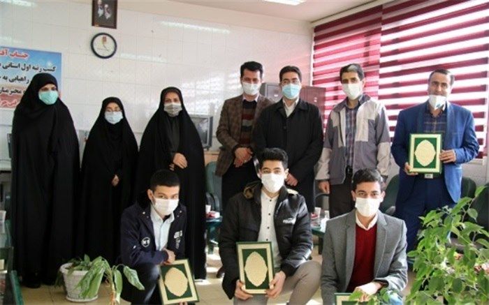 تجلیل ازبرترین‌های هنرستان موفقیان آموزش و پرورش اسلامشهر