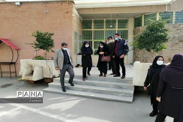بازدید معاون امور اجتماعی از مراکز شبه خانواده در ورامین