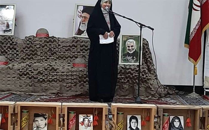 تقدیر از خانواده شهید مدافع حرم  مهدی قاضی‌خانی