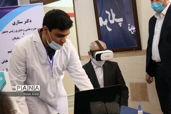 بازدید وزیر آموزش و پرورش از نمایشگاه دستاوردهای دانش‌آموزان و هنرجویان خراسان رضوی