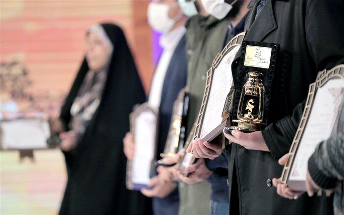 برگزیدگان دو بخش «برنامه تلویزیونی» و مستند «جنگ نرم» جشنواره عمار معرفی شدند