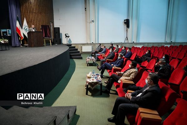 نخستین جشنواره فرهنگی هنری معلمان هنرمند کشور