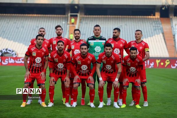 دیدار تیم‌های استقلال و پرسپولیس