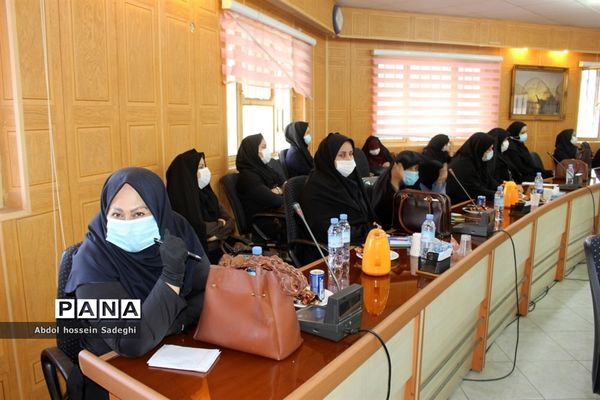 جلسه مدیران دوره دوم متوسطه نظری شهرستان بوشهر