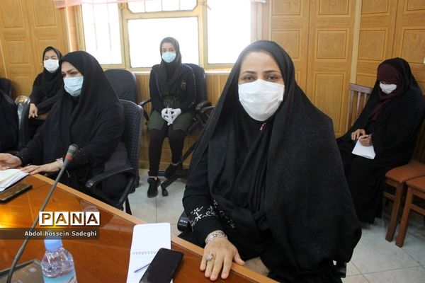 جلسه مدیران دوره دوم متوسطه نظری شهرستان بوشهر