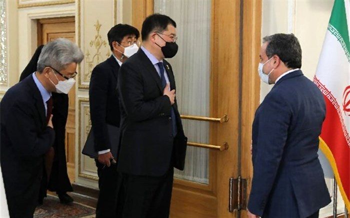 انتقاد عراقچی از فقدان اراده سیاسی نزد دولت کره جنوبی برای آزادکردن منابع ارزی ایران