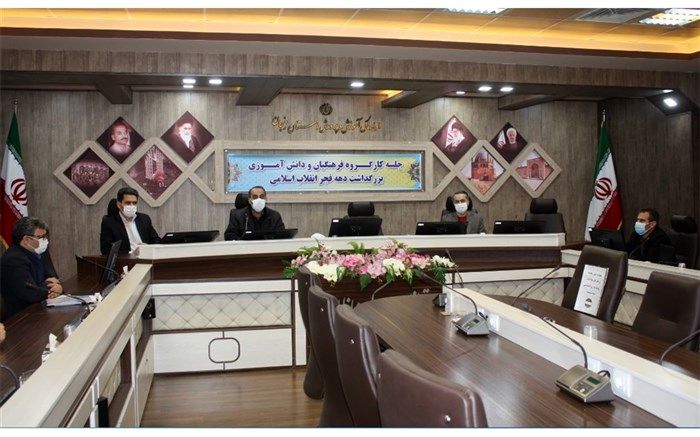 شجاعت، عرفان، تدبیر و شور حضرت امام  خمینی (ره) باید به نسل جدید معرفی شود