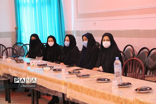 نشست مربیان سازمان دانش‌آموزی شهرستان خاتم
