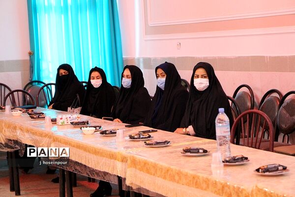 نشست مربیان سازمان دانش‌آموزی شهرستان خاتم