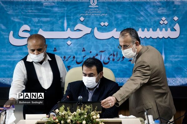 نشست خبری رئیس سازمان مدارس و مراکز غیردولتی و توسعه مشارکت‌های مردمی