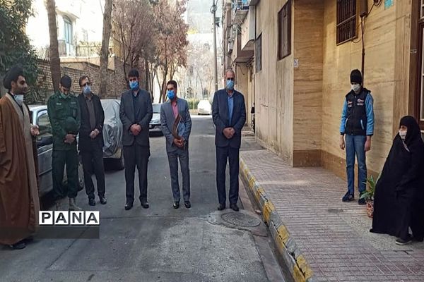 دیدارمسئولان آموزش و پرورش ناحیه یک ری با خانواده‌های معظم شهدای دفاع مقدس