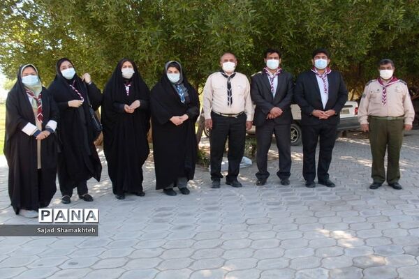 پاکسازی ساحل رودخانه کارون در شهراهواز توسط پیشتازان ناحیه یک اهواز