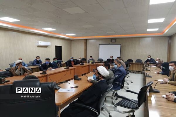 جلسه ستاد گرامیداشت دهه فجر و سالگرد پیروزی انقلاب اسلامی درشهرستان خوسف استان خراسان جنوبی