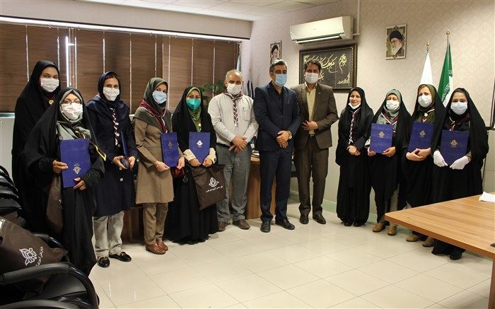 تجلیل از برگزیدگان جشنواره‌های سازمان دانش‌آموزی فارس در سال تحصیلی گذشته