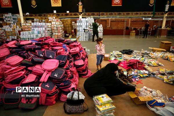 سومین پویش ملی اهدای نوشت افزار به دانش آموزان مناطق کم برخوردار
