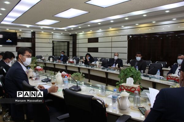 جلسه شورای معاونان اداره‌کل آموزش و پرورش استان بوشهر
