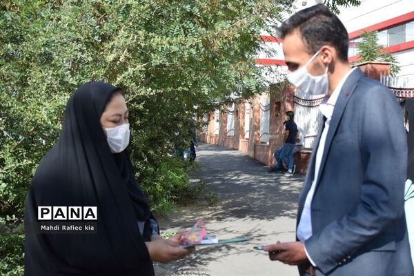 تبریک دانش آموزان خبرنگار خبرگزاری پانا، به مناسبت روز خبرنگار  به خبرنگاران  آذربایجان شرقی