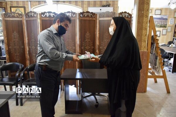 تبریک دانش آموزان خبرنگار خبرگزاری پانا، به مناسبت روز خبرنگار  به خبرنگاران  آذربایجان شرقی