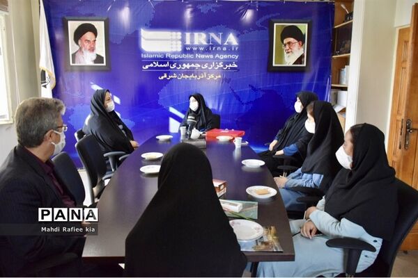 تبریک دانش آموزان خبرنگار خبرگزاری پانا، به مناسبت روز خبرنگار  به خبرنگاران  آذربایجان شرقی