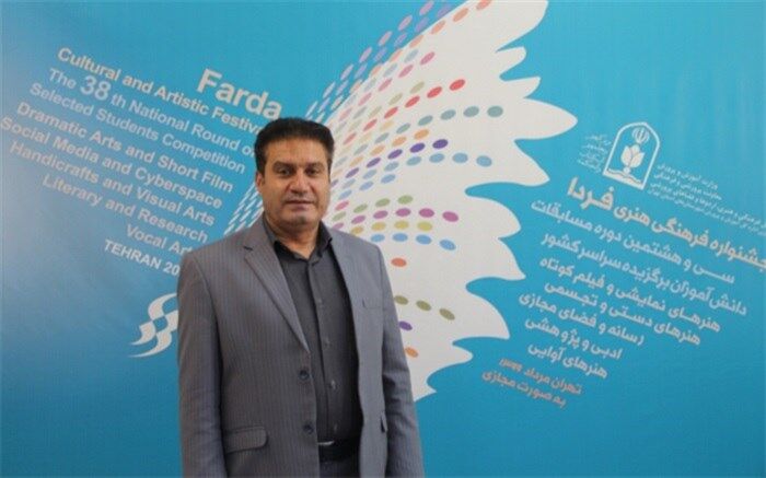 مسابقات فرهنگی هنری نقش بسیار موثری در تقویت روحیه مشارکت‌جویی  در بین دانش آموزان دارد
