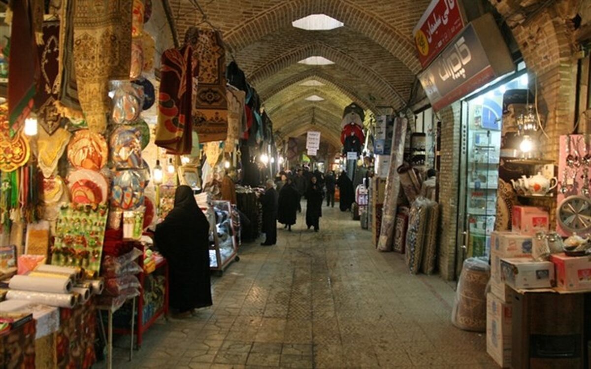 راسته‌های اصلی و فرعی بازار زنجان مرمت می‌شود