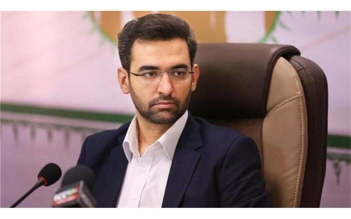 آذری‌جهرمی:تخلف ۶۰۰ میلیارد تومانی اپراتورها احراز شده است