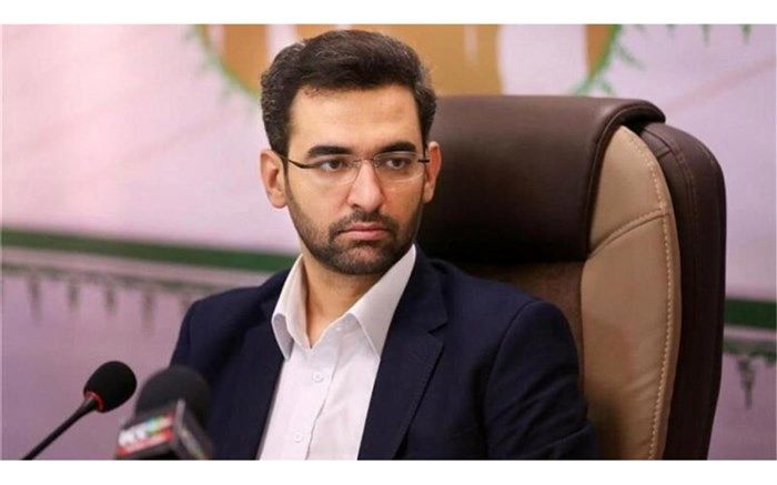 آذری‌جهرمی:تخلف ۶۰۰ میلیارد تومانی اپراتورها احراز شده است