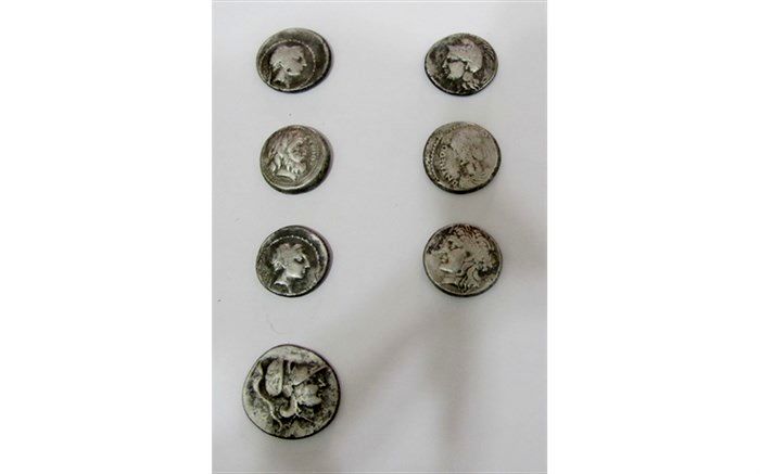 کشف 7 سکه دوره سلوکیان در زنجان