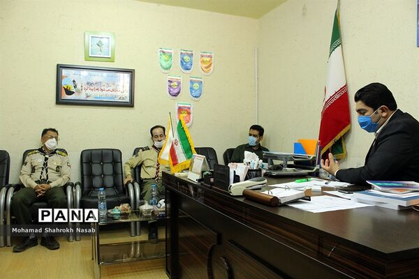 نشست هم‌اندیشی مدیرسازمان دانش‌آموزی خوزستان با مربیان پیشکسوت تشکیلاتی