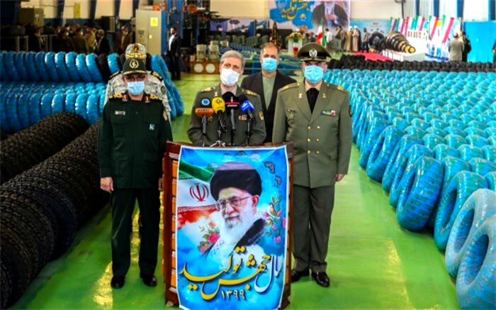 وزیر دفاع: تجهیزات صنعت دفاعی به روز رسانی می‌شود
