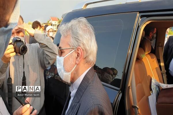 حضور رییس سازمان برنامه و بودجه در غرب مازندران در روز دوم سفر