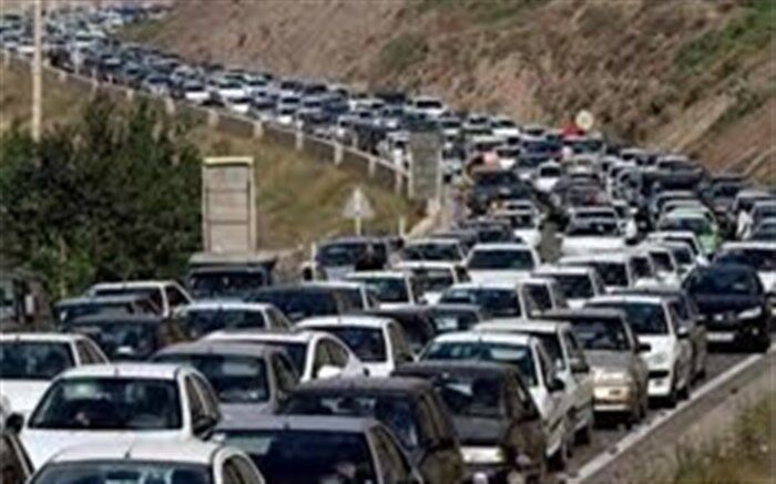 ترافیک در محور کرج-چالوس؛ در 3 محور مه‌گرفتگی گزارش شده است