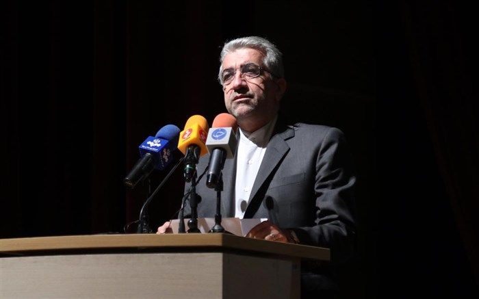 وزیر نیرو: در آستانه تثبیت وضع مطلوب در صنعت برق کشور هستیم