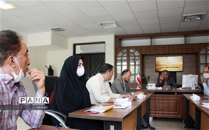 جلسه کارگروه کنکور سراسری 1399 در ابرکوه برگزارشد