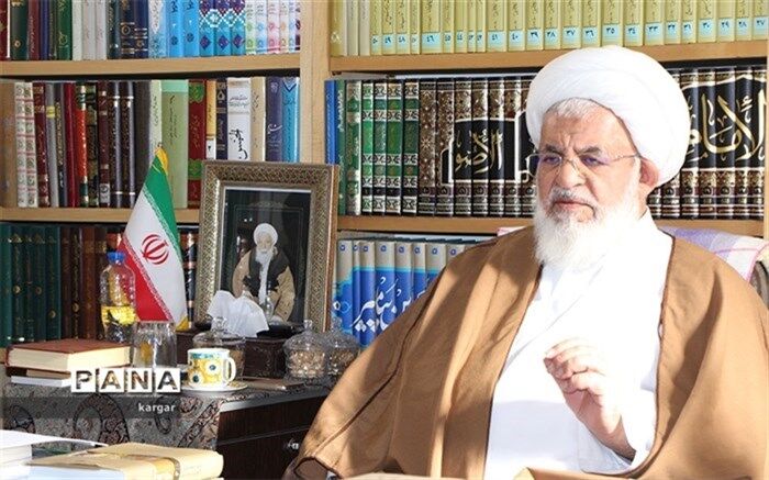 رفع مشکلات اقتصادی نیازمند تحقق اقتصاد مقاومتی است