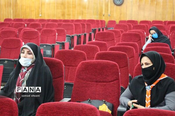 تجلیل از دانش‌آموزان پیشتاز فعال کهگیلویه و بویراحمد در عرصه فضای مجازی و شبکه شاد