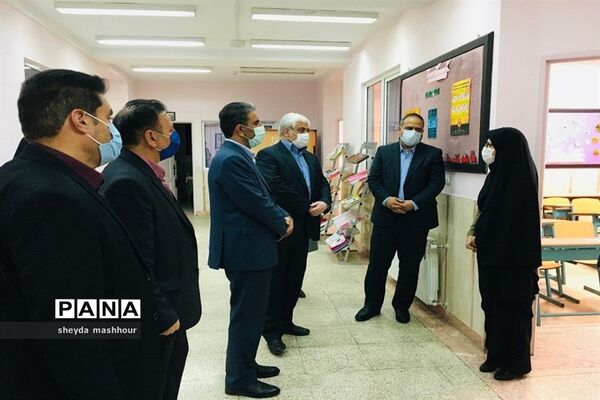 بازدید از روند ثبت نام و بازگشایی مدارس آموزش و پرورش ناحیه یک شهرری