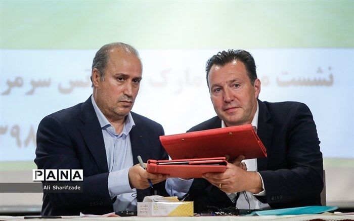 سازمان بازرسی:  تاج شخصا با ویلموتس قرارداد امضا کرده و اکنون باید پاسخگوی عملکرد خود باشد