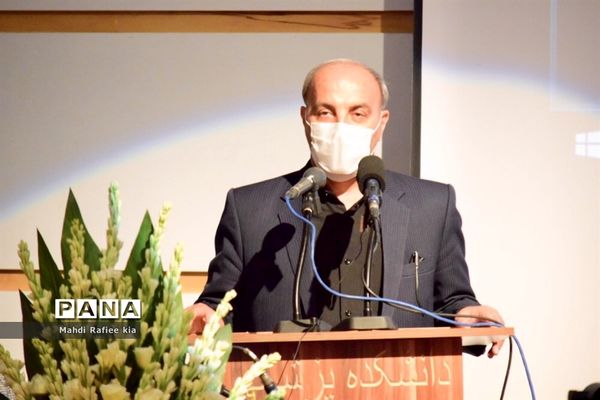 برگزارى مراسم روز پزشک جهت قدردانى از پزشکان فعال بخش‌هاى کرونایى آذربایجان شرقى