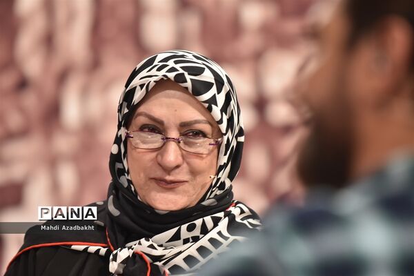 فصل چهارم چهل‌تیکه
